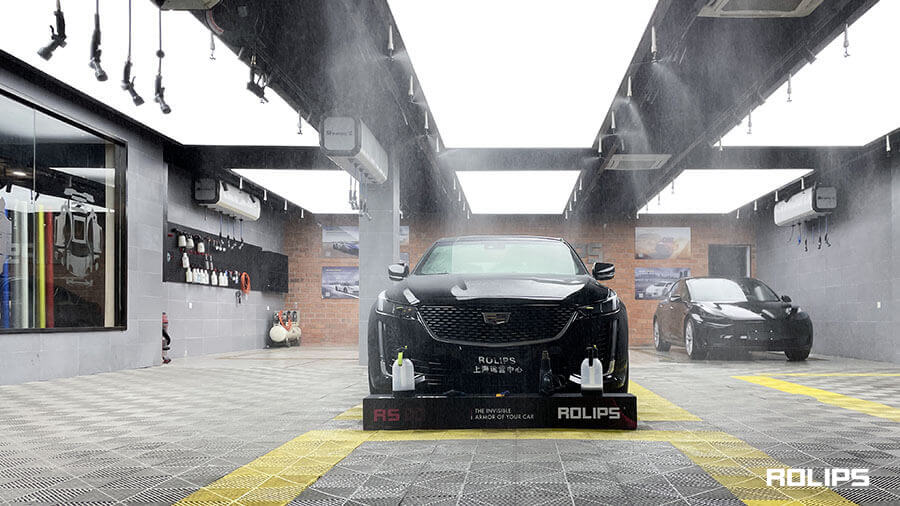 凱迪拉克CT5黑色施工羅利普斯隱形車(chē)衣RS90（圖1）